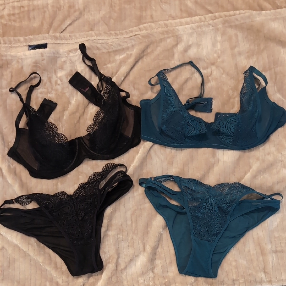 Elegant Black and Teal Lace Lingerie Set